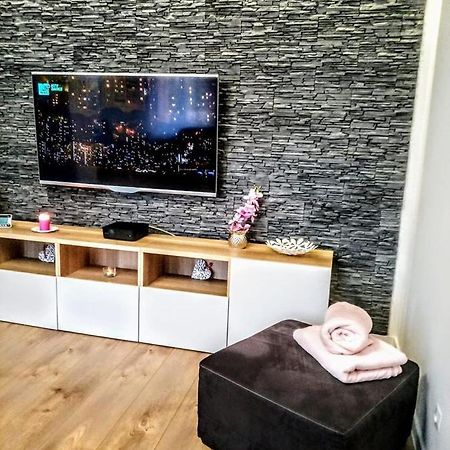 Apartament Sasanka Apartment Ковари Екстериор снимка